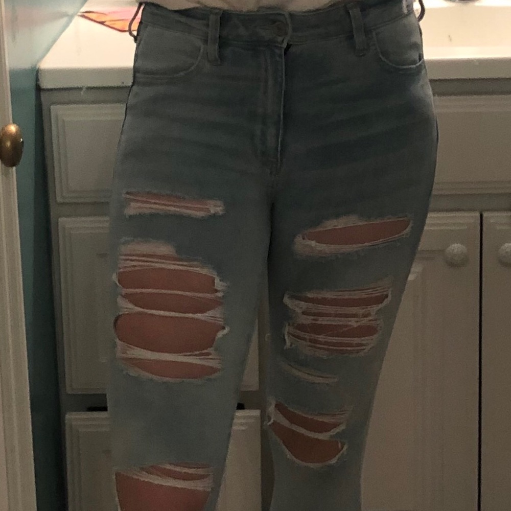 American Eagle Ripped Skinny Jeans